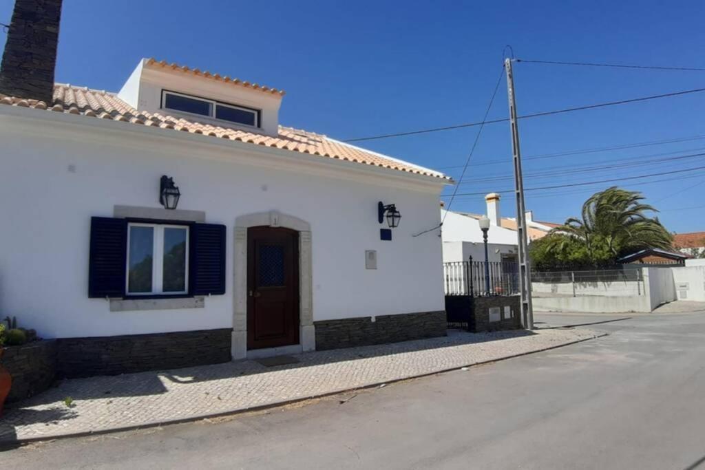 A Casa Da Foz Moradia Com Vista Mar Villa Sesimbra Exterior foto